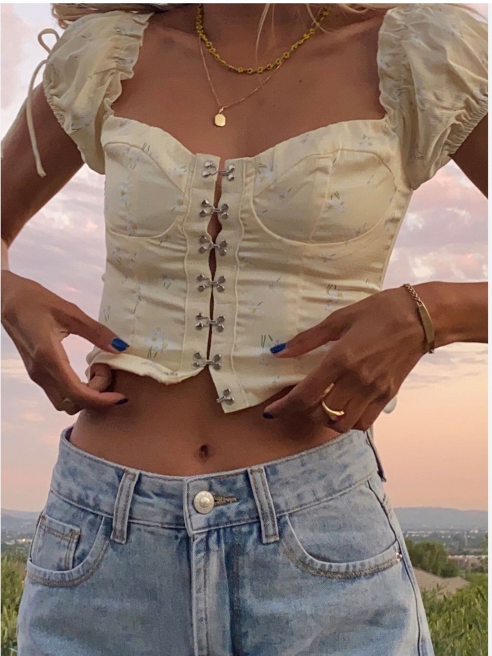 Princess Polly butter yellow top🥞size 4. Never worn.